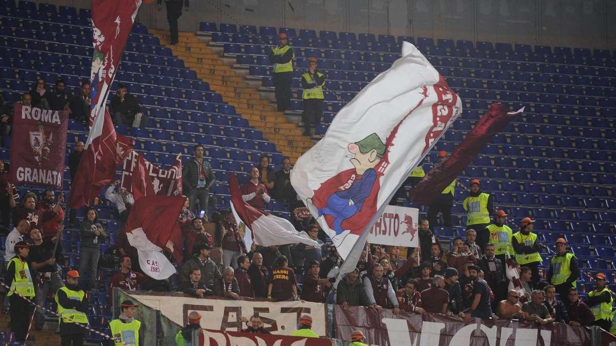 Con orgoglio e determinazione i tifosi si riconquistano