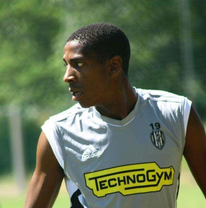 Malonga in prova alla Triestina
