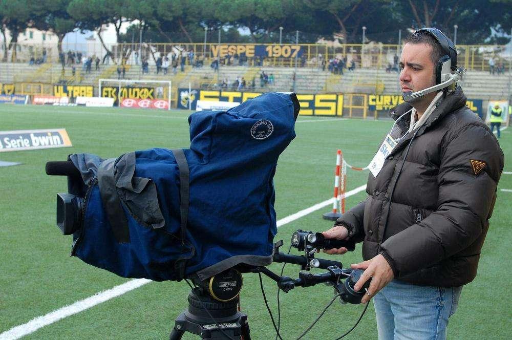 Diritti tv, Sky non vuole saldare l'ultima rata: Serie A pronta a spegnere il segnale