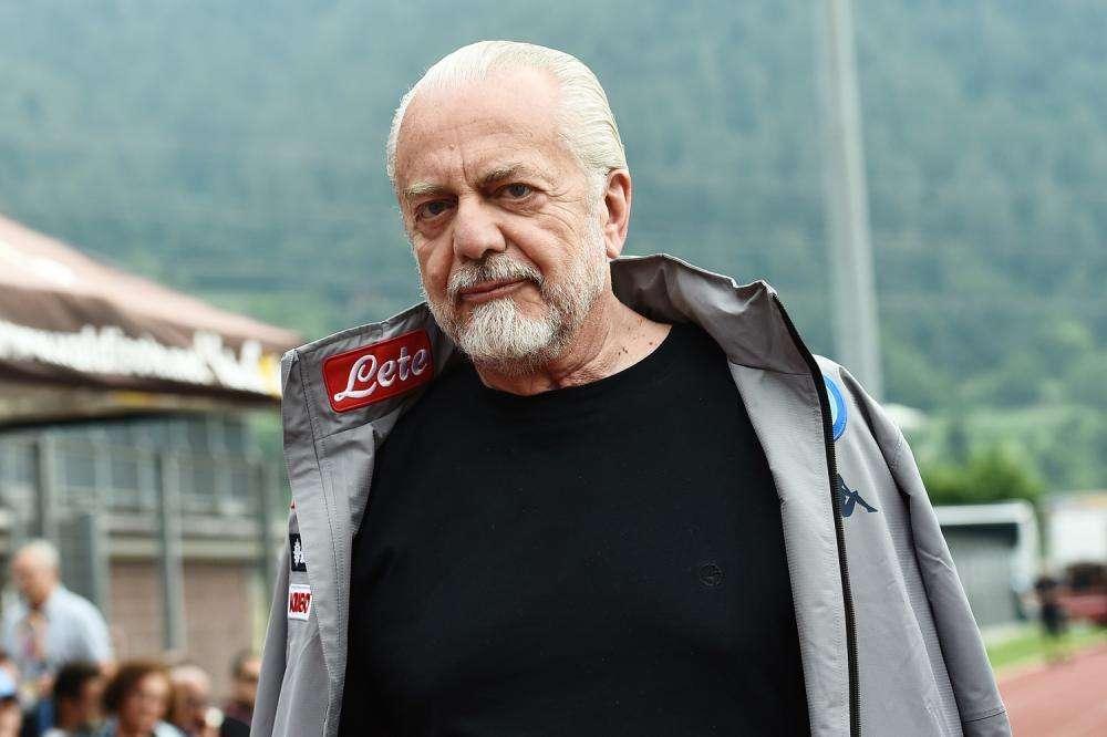 Napoli, oggi la firma del nuovo bomber e il Toro respira