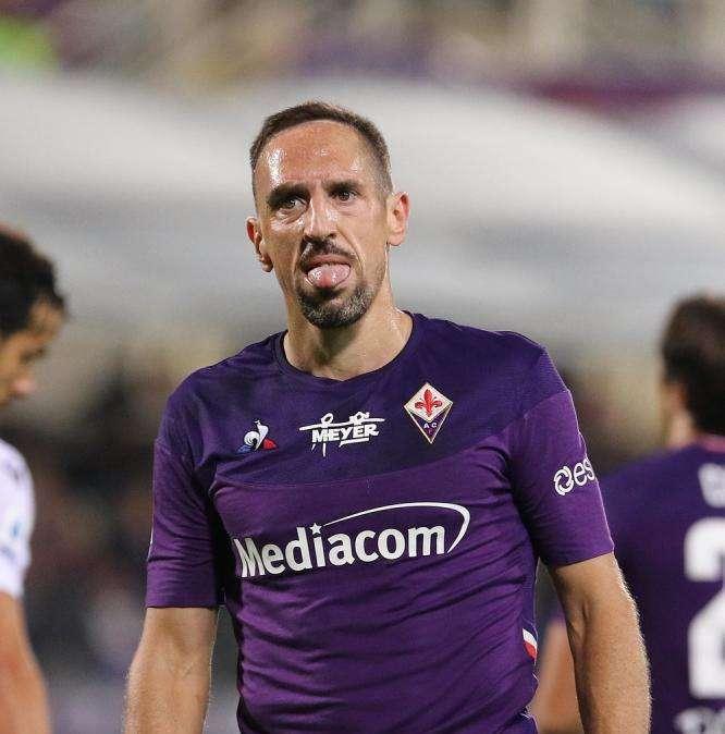 Fiorentina, si allungano i tempi di recupero per Ribery 