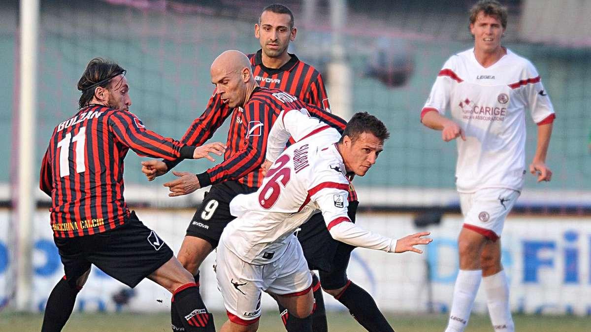Genoa, Di Marzio: "Matuzalem e Floccari i nomi più caldi". Ed è duello con il Toro per Siligardi