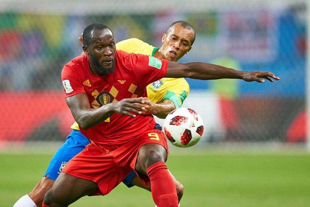 L'Inter si assicura Lukaku, domani le visite mediche. Beffata la Juve