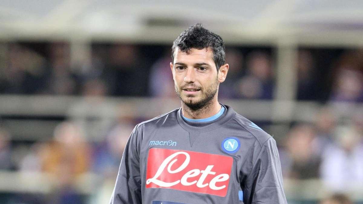 Napoli, Seedorf vuole Dzemaili in rossonero
