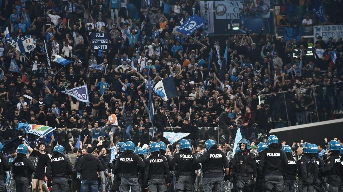 Napoli, un morto durante i festeggiamenti scudetto: la vittima era nota alle forze dell'ordine