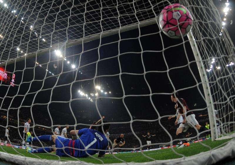 Juventus, Buffon: "La mia parata più bella? Su Glik nel derby"