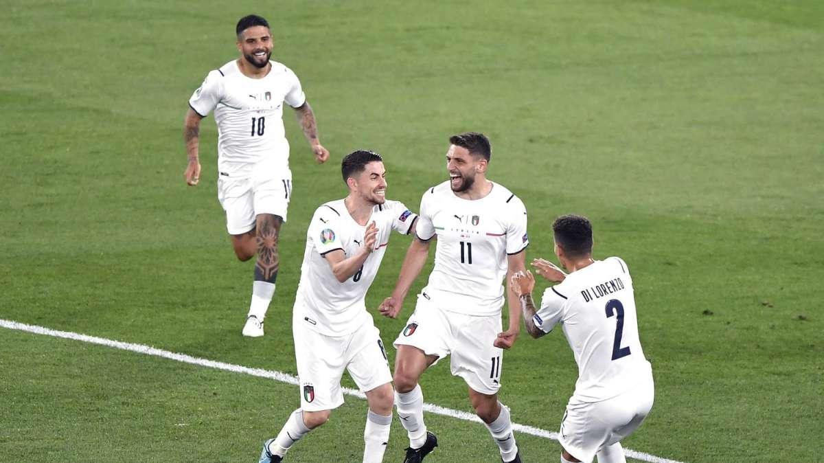 Super esordio dell'Italia a Euro2020, 3-0 alla Turchia e nel finale c'è il Gallo