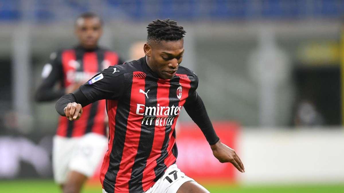 Le formazioni ufficiali di Bologna-Milan: Pioli opta per Leao sulla trequarti