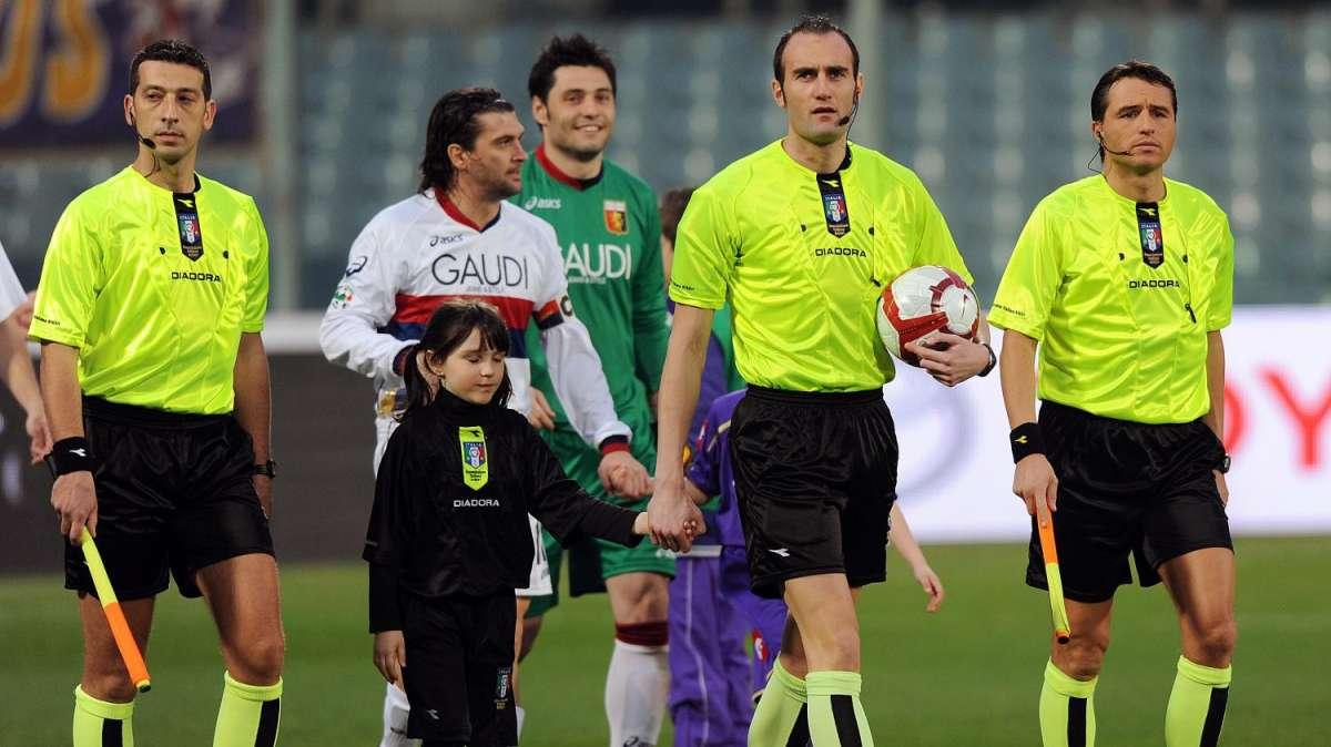 Il presidente dell'AIA promuove i suoi arbitri
