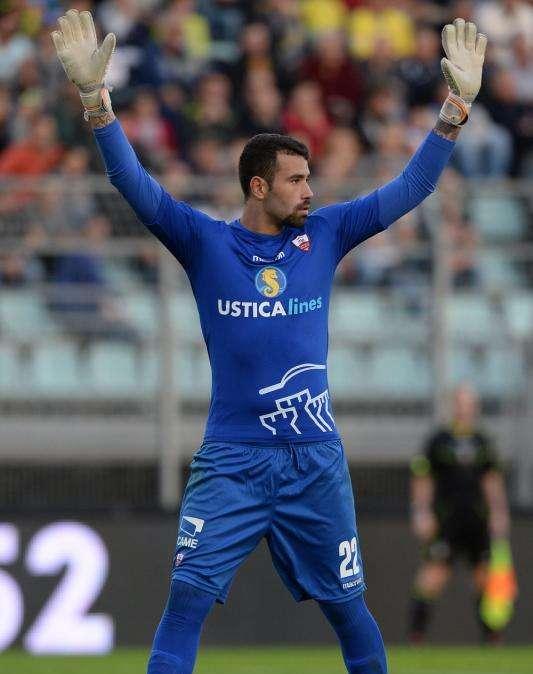 UFFICIALE - Hellas Verona, avvicendamento tra i pali: via Rafael, arriva Marcone