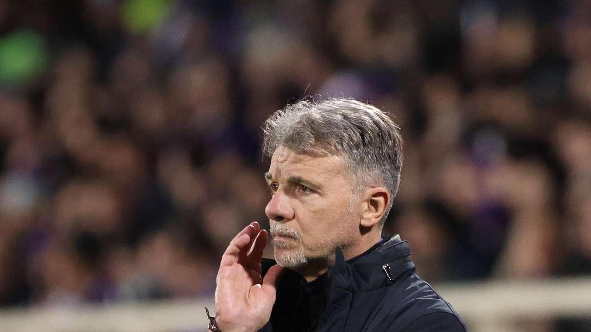 La classifica allaenatori, Vanoli supera Baroni 