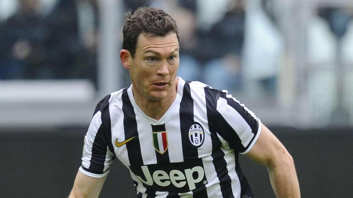 Juventus, Lichtsteiner sarà preservato per il derby