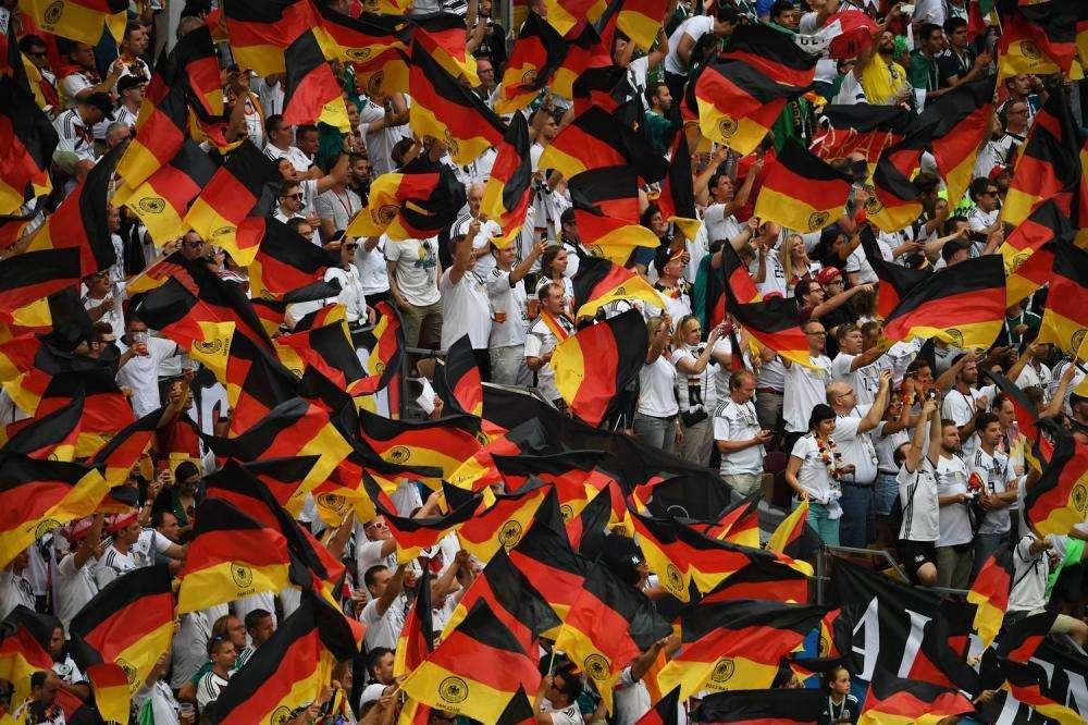 Germania, si pensa a riapertura graduale degli stadi