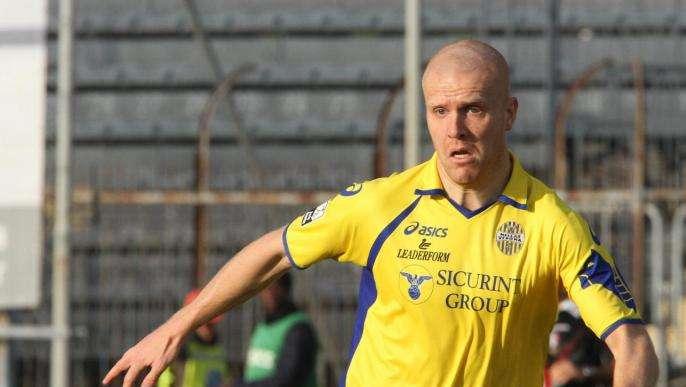 Hellas Verona, l'amore di Hallfredsson: "Si può prolungare fino al 2020?"