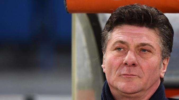Mazzarri vuole: “Poche chiacchiere, correre molto, unità e anima e non mollare mai”