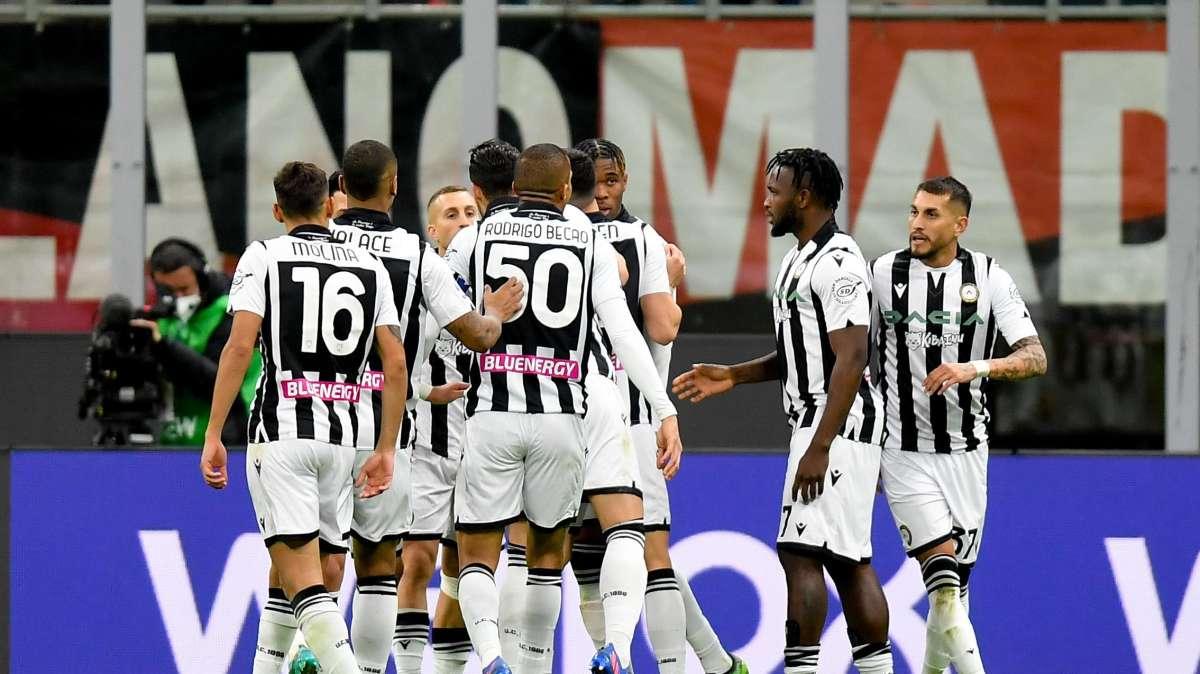 Serie A: Udinese avanti 0-3 a Salerno, 0-0 tra Venezia e Cagliari 