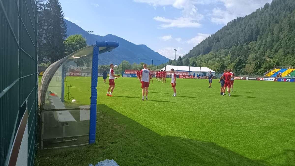 LIVE – Ciammaglichella e Silva hanno raggiunto Pinzolo. Juric ordina: "Più veloce la palla". Karamoh problema al ginocchio