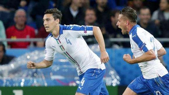 Darmian può essere il futuro erede di Evra alla Juve: ipotesi prestito con riscatto