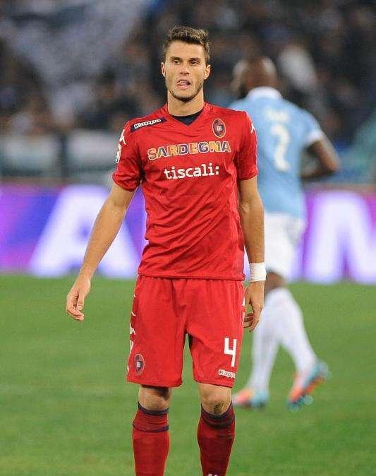 Qui Cagliari - Zola pensa ad un "ritocco" di formazione