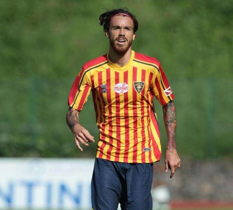 Verso Toro-Lecce: Tabanelli contende una maglia a Majer