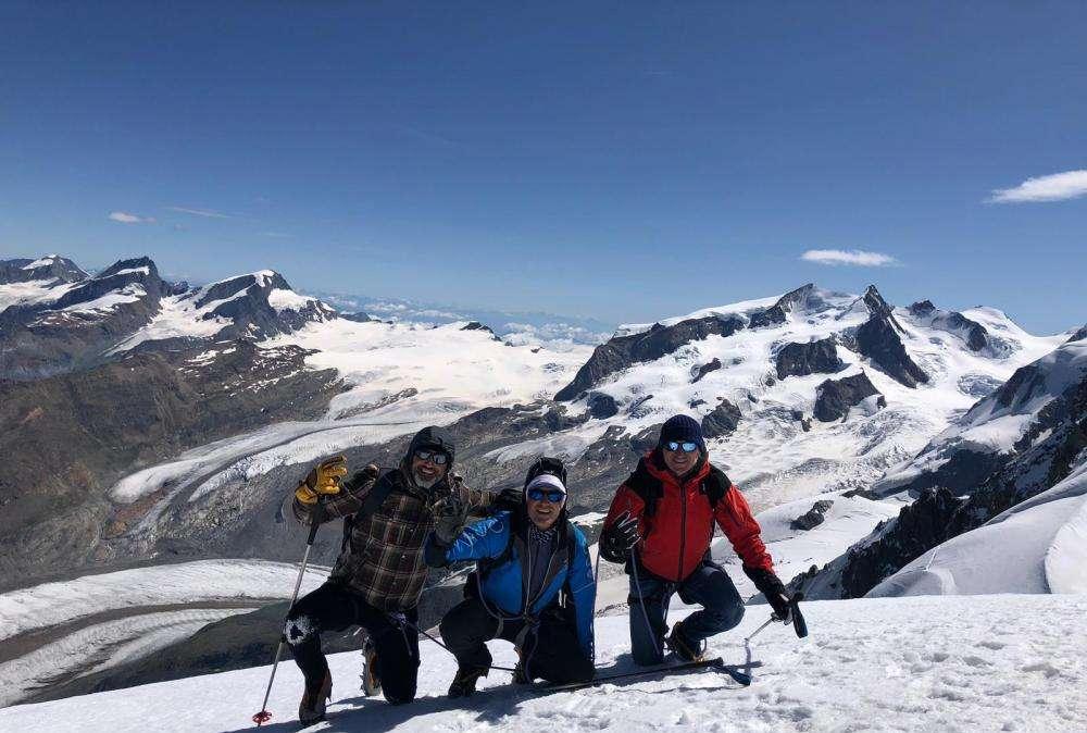 Bruno e Annoni conquistano Punta Breithorn: le foto dal CineMountainFest
