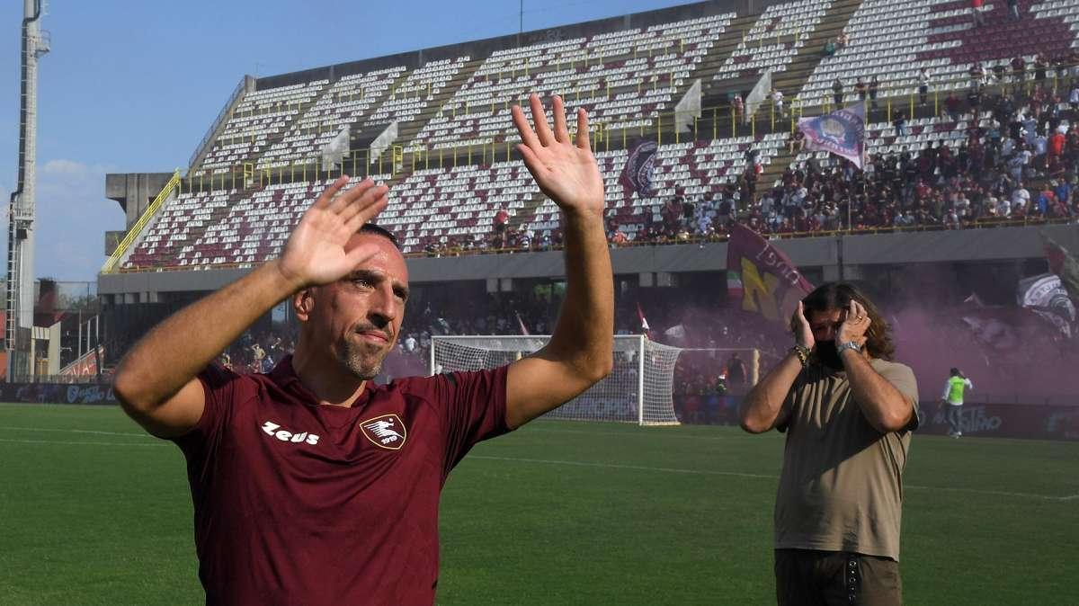 Salernitana, Ribéry dopo il primo allenamento: "Voglia matta di giocare"