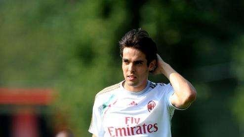 Milan, prima partitella per Kakà