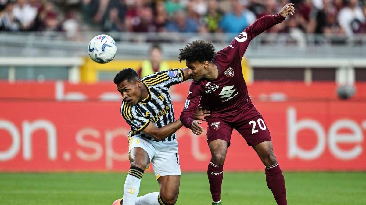 VIDEO Torino-Juventus 0-0.  Bene un tempo per parte. Per Vlahovic un palo e Vanja. A Sanabria dice no Szczesny e Lazaro spreca la palla della vittoria. Gli highlights
