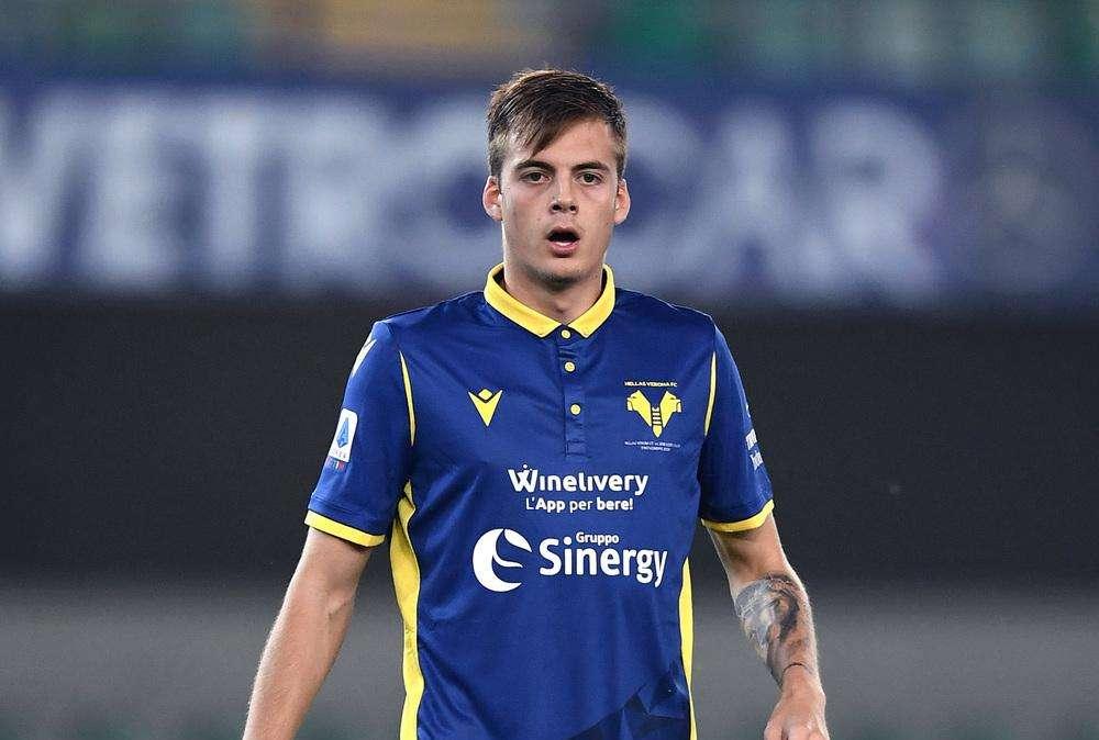 UFFICIALE: un ex obiettivo del Torino torna all'Hellas Verona