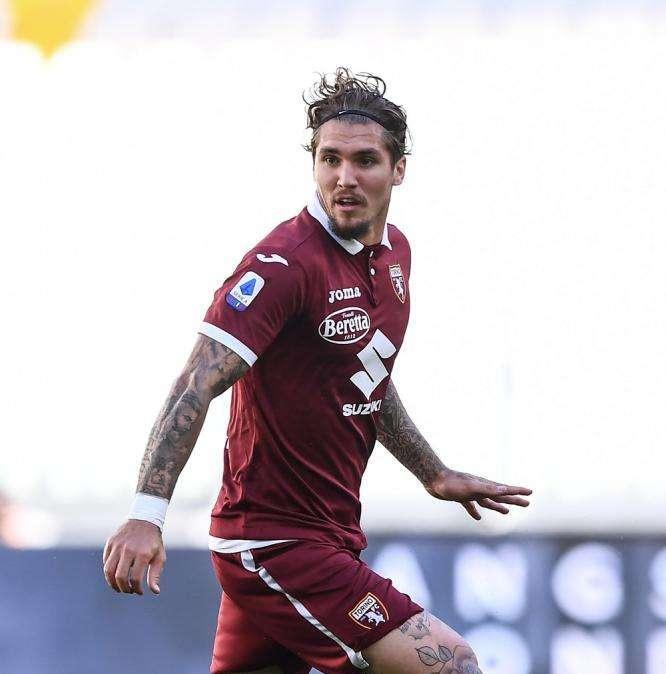 Il futuro di Lyanco passa da Napoli. Il granata verso la sfida francese?