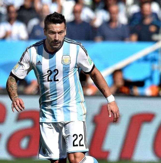 Toro: no al Pocho Lavezzi