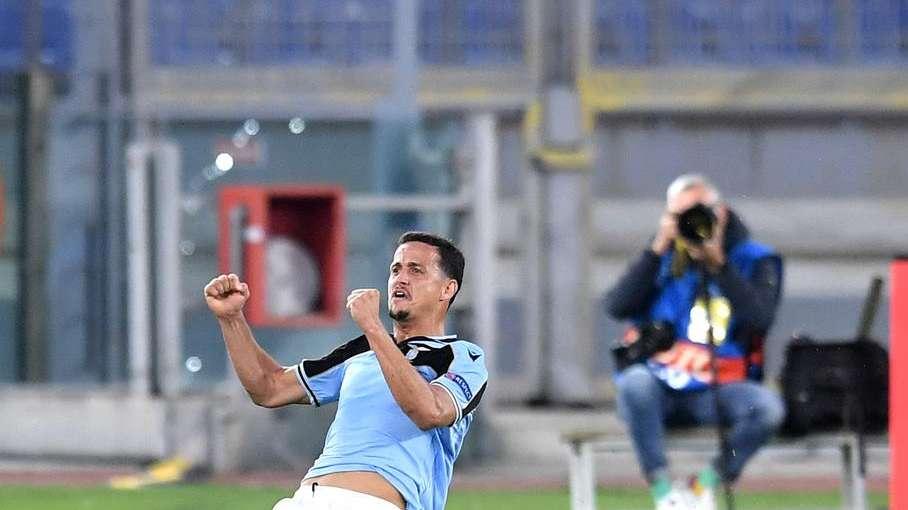 Lazio, situazione tamponi: niente trasferta in Belgio per due titolari