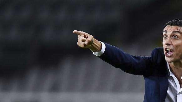Longo ha capito il male dei giocatori: “Vi voglio più alti!”