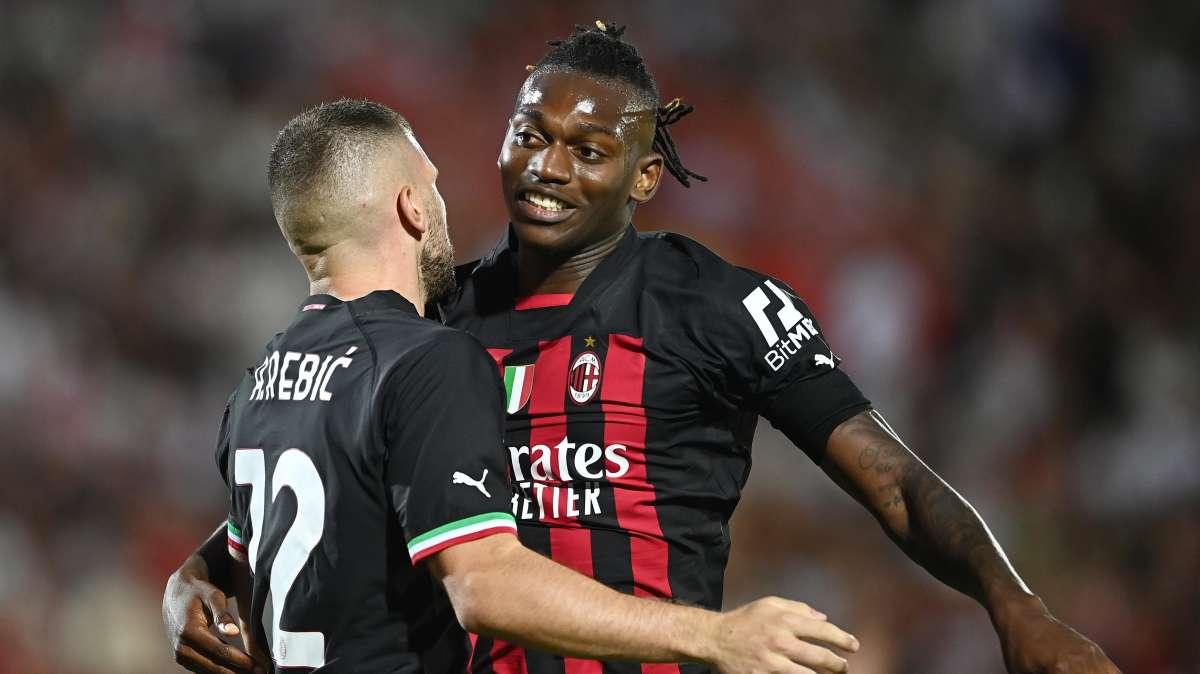 Serie A: il Milan batte l'Udinese 4-2, Atalanta corsara a Marassi 0-2