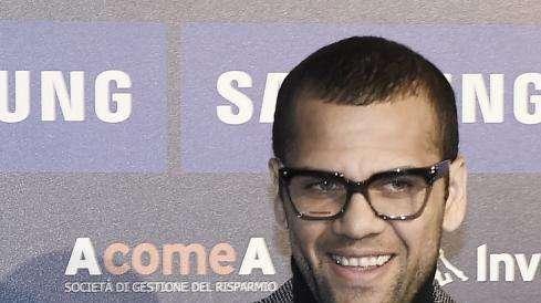 Dani Alves cerca un ingaggio e fa un appello su Instagram