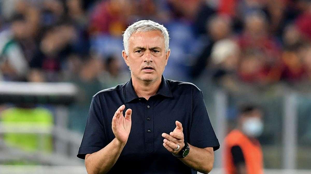 Mourinho sul Torino: "Difende molto bene, ha uno stile proprio"
