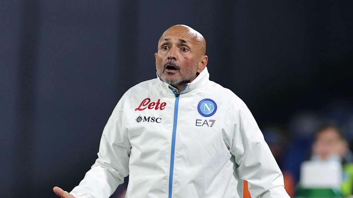 Europa League - Il Napoli passa il girone battendo e scavalcando il Leicester