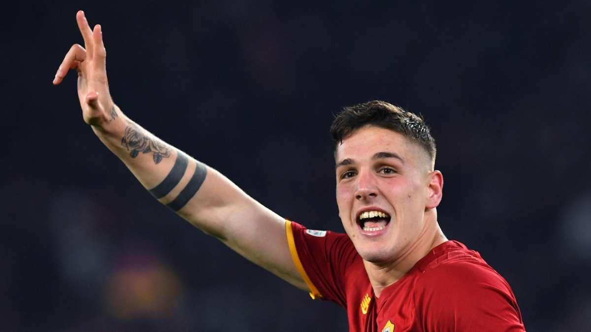 Roma, partiti per Torino Smalling, Zaniolo e Karsdorp