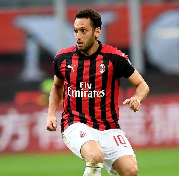Parma-Milan, le formazioni ufficiali: ducali prudenti, rossoneri a trazione offensiva