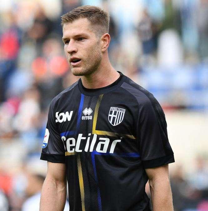 Verso Parma-Toro: senza Bruno Alves, spazio a Gagliolo in mezzo