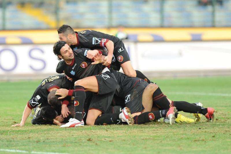 Comi fa sognare l'Avellino. Il taglio di capelli l'asso nella manica... 