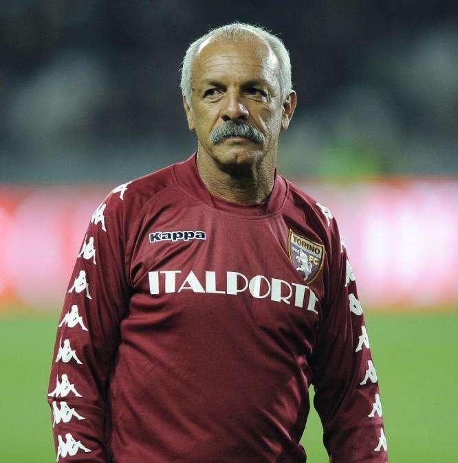 Uomini da Toro - Nel 1954 nasce a Joao Pessoa Leo Junior