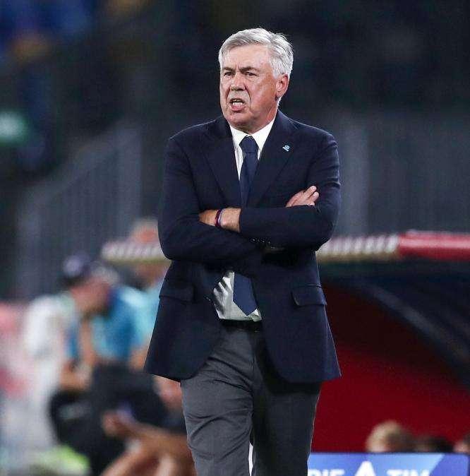Si è sbloccato Milik, al Verona doppietta da tre punti