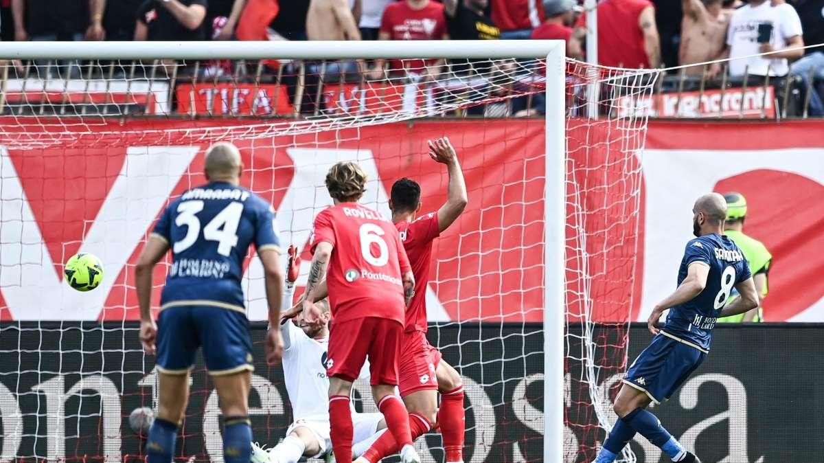 Il Monza batte la Fiorentina e l'Udinese schianta la Cremonese