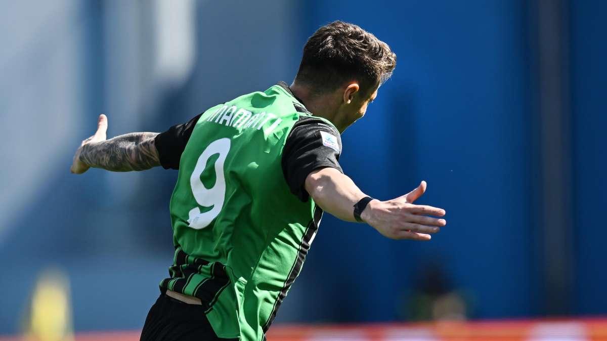 Pinamonti torna in Serie A, da titolare!