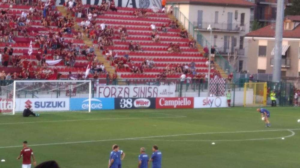 Striscione per Sinisa da parte dei tifosi del Torino