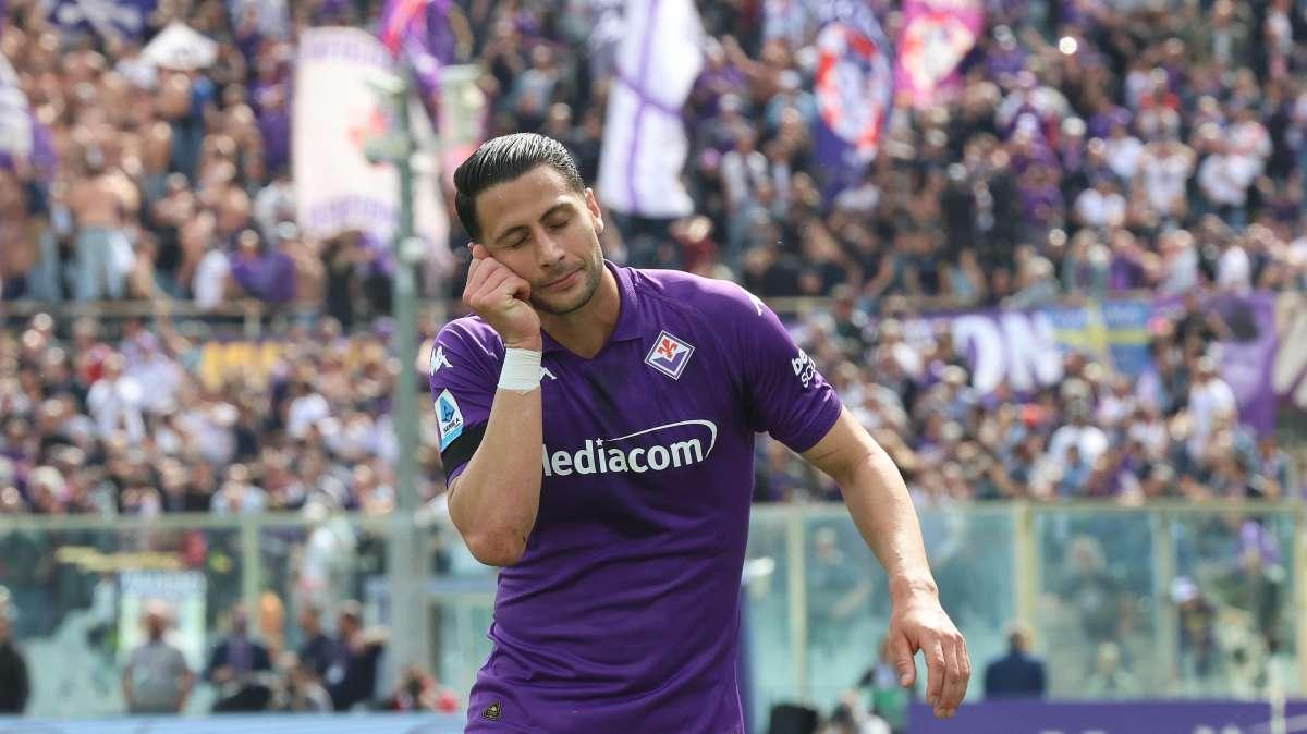 Fiorentina, ancora in alto mare il rinnovo con Mandragora 