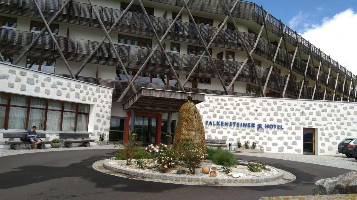Il Torino è arrivato a Bad Leonfelden, ma non c’era nessun tifoso ad attendere la squadra. Nel pomeriggio il primo allenamento