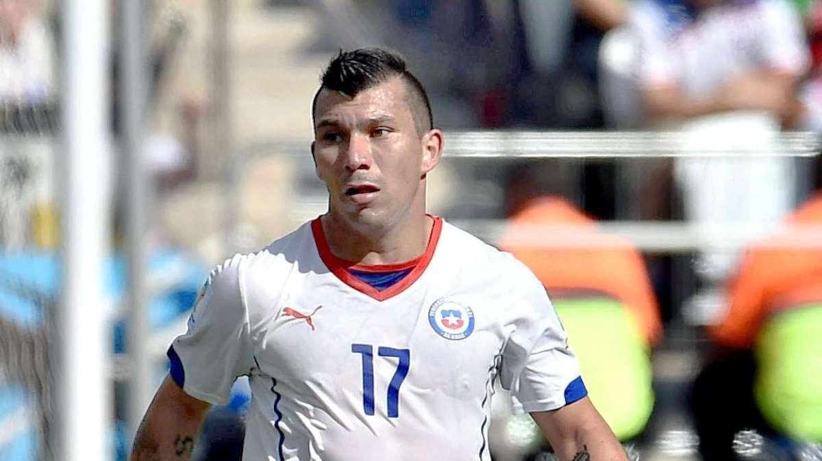 Inter, Medel si presenta: "Pronto a scendere in campo contro il Toro"