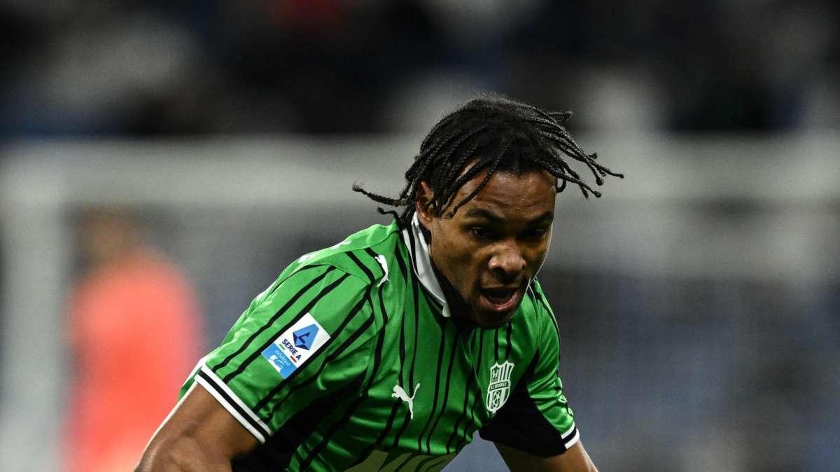 Laurientè cambia maglia ma resta in Serie A: pronta l'offerta